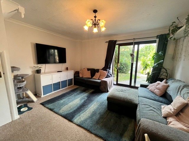 Property photo 3 of 13