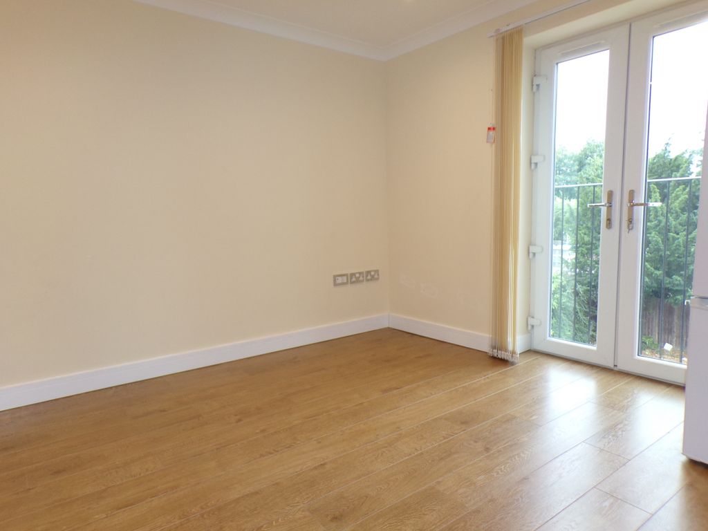 Property photo 3 of 6