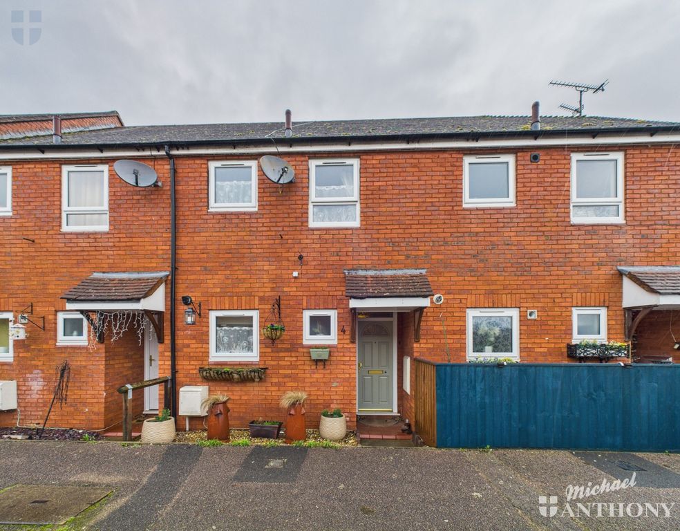 Property photo 1 of 13 Cam03218G0-Pr0877-Still014