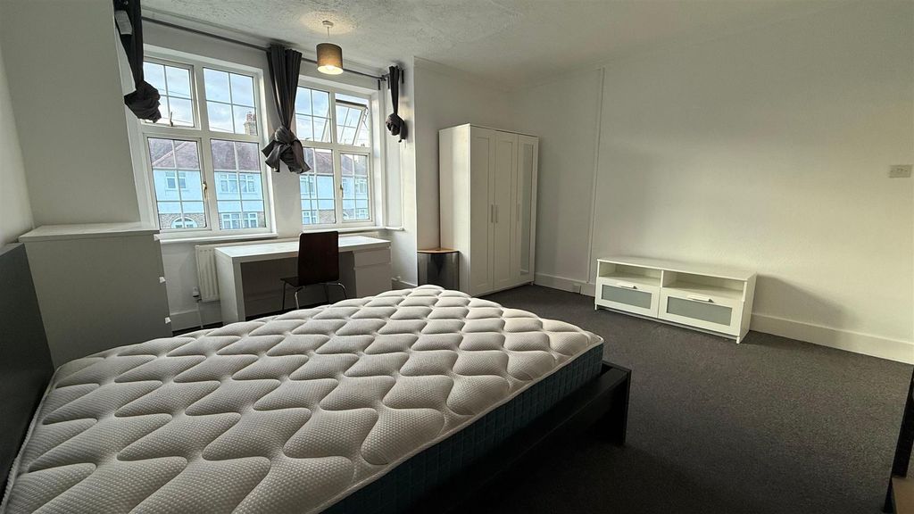 Property photo 2 of 7 Whatsapp Image 2025-07-15 At 09.36.46_d197A0Cf.Jpg