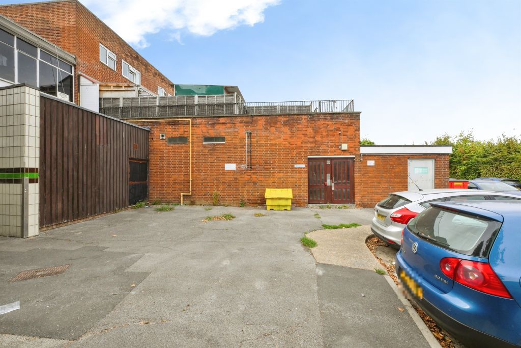 Property photo 2 of 13