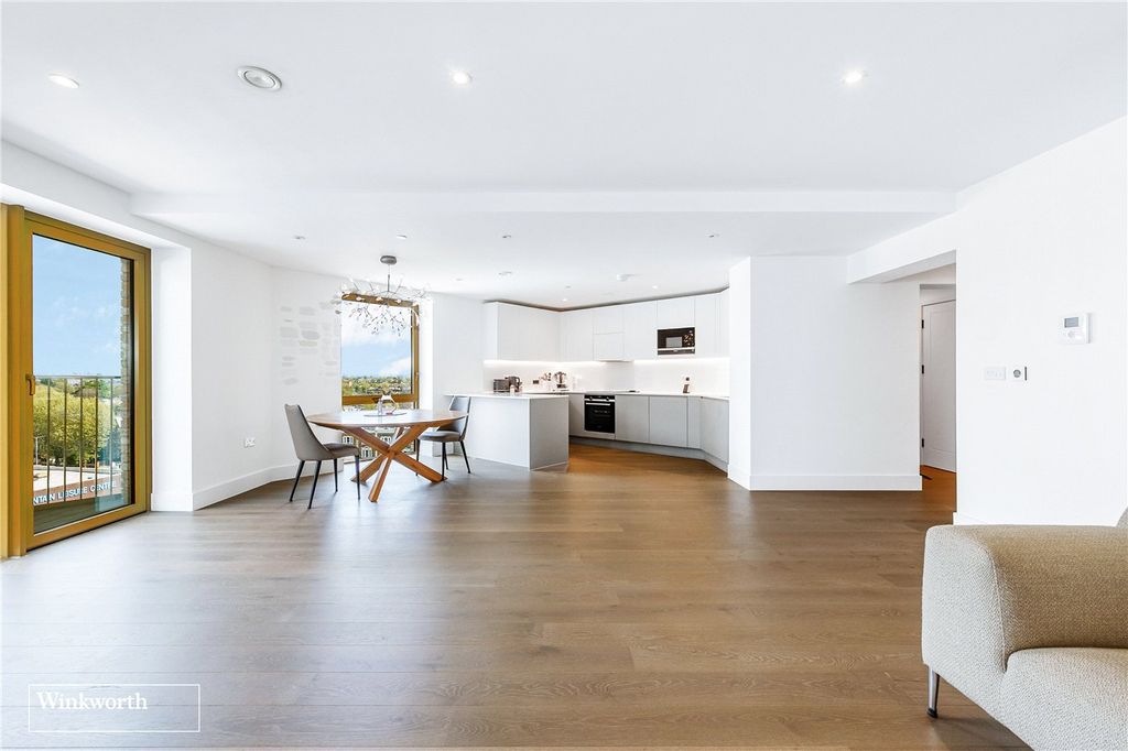 Property photo 1 of 14 Picture No. 03