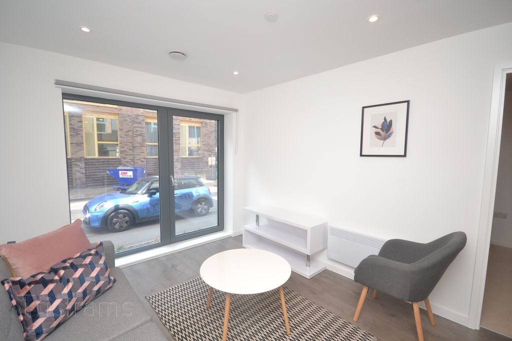 Property photo 3 of 10