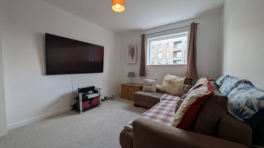 Property photo 1 of 12 5.Jpg