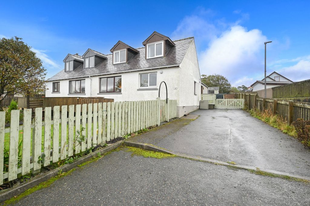 Property photo 1 of 36