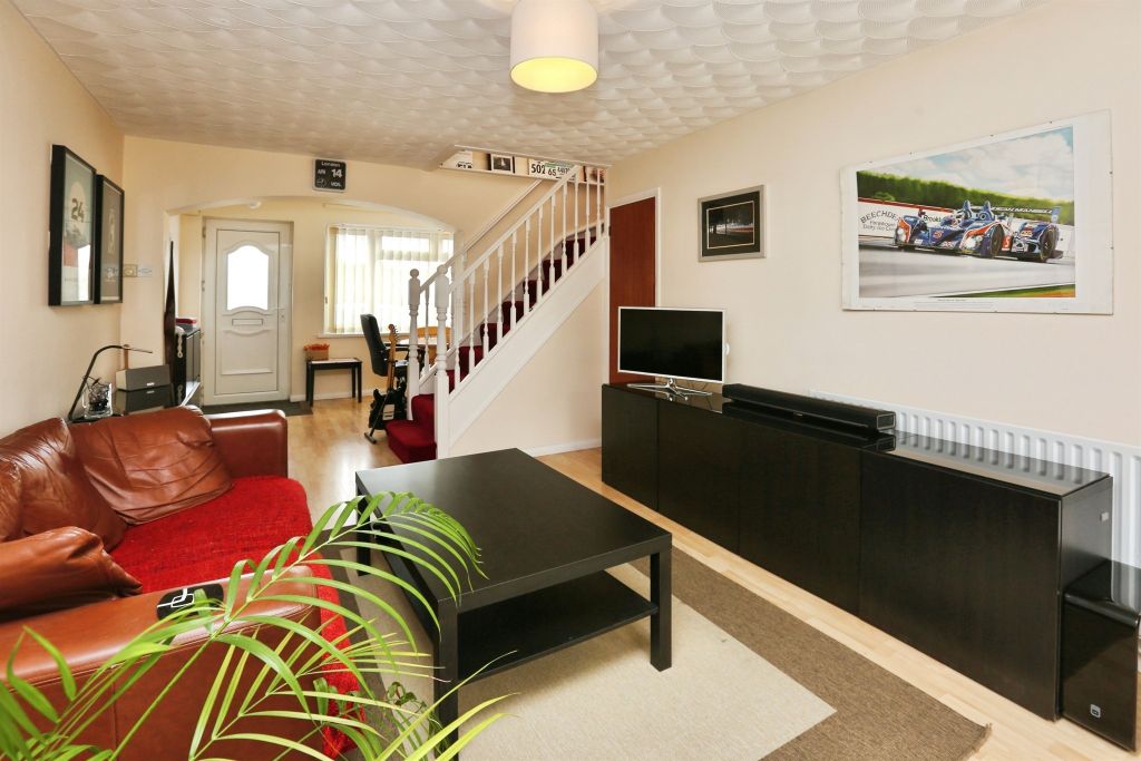 Property photo 2 of 16
