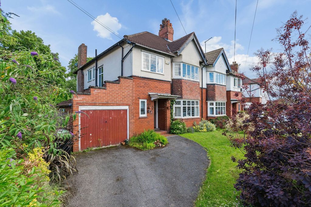 Property photo 1 of 29