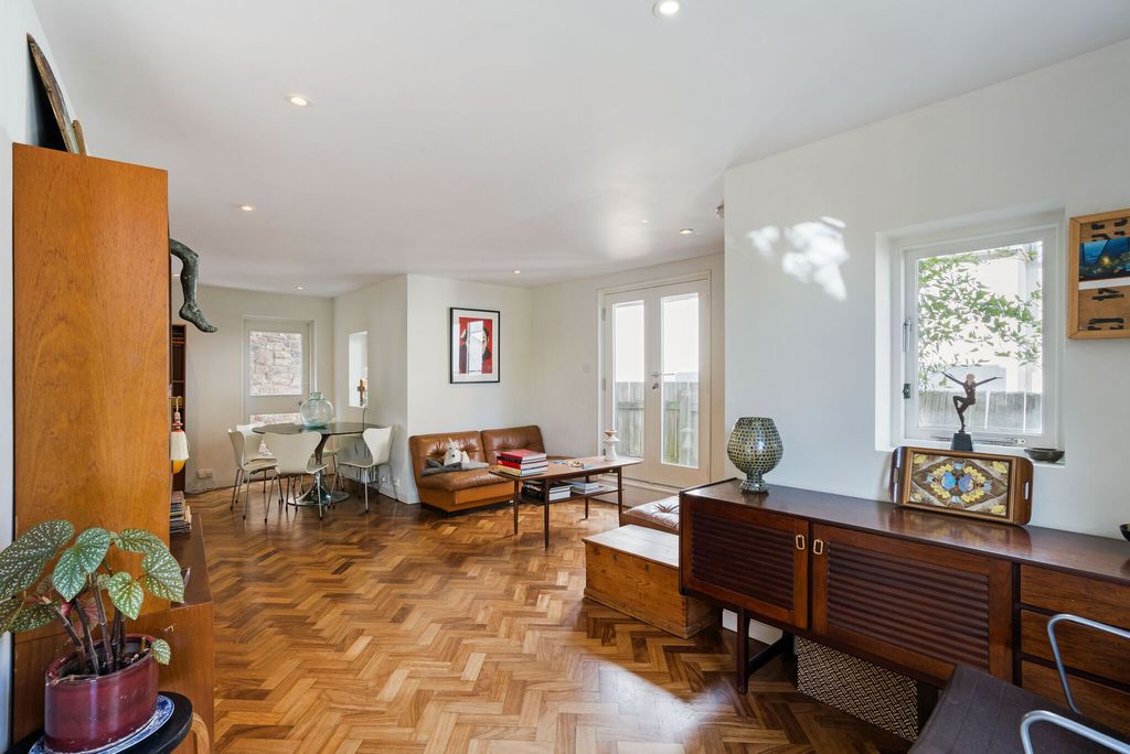 Additional image 13 of 4 bed detached house for saleGloucester Place, Bristol BS2