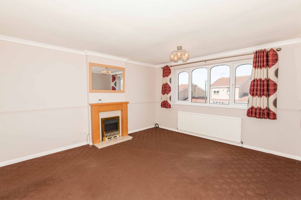 Property photo 3 of 21