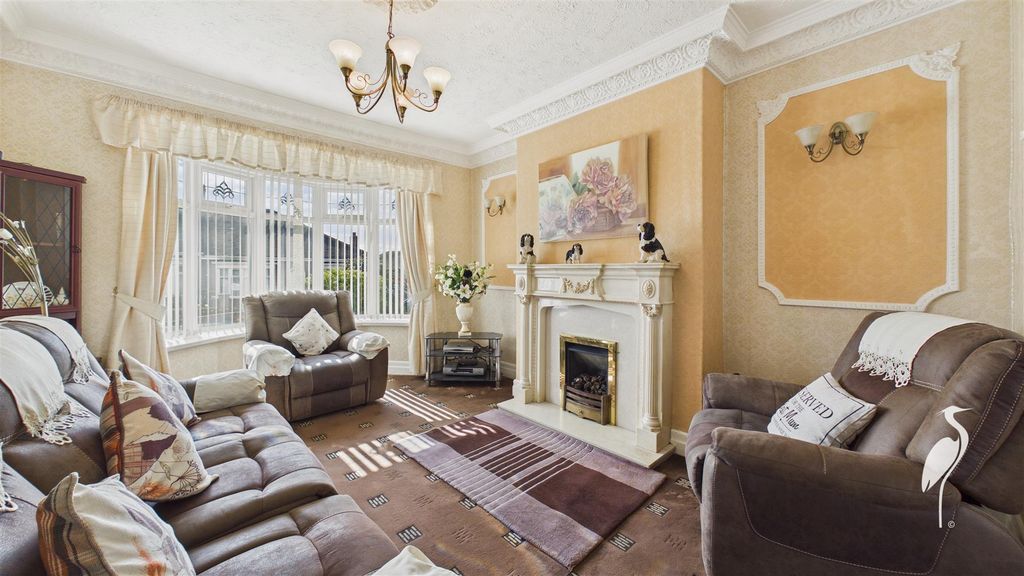 Property photo 2 of 26 Lounge/Dining Room