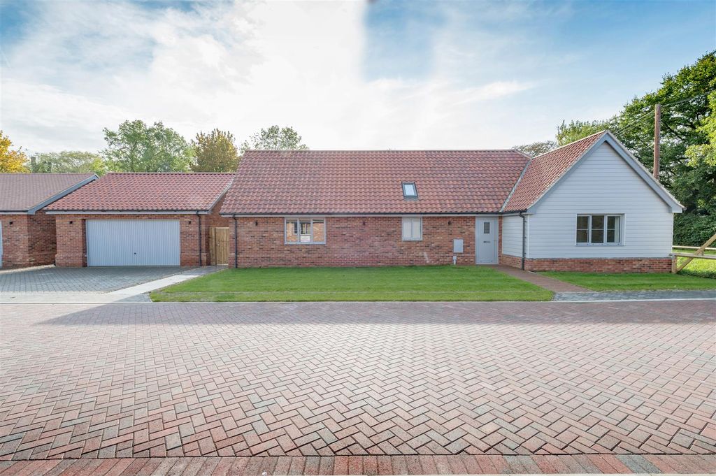 Property photo 1 of 16 Plot 6.Jpg