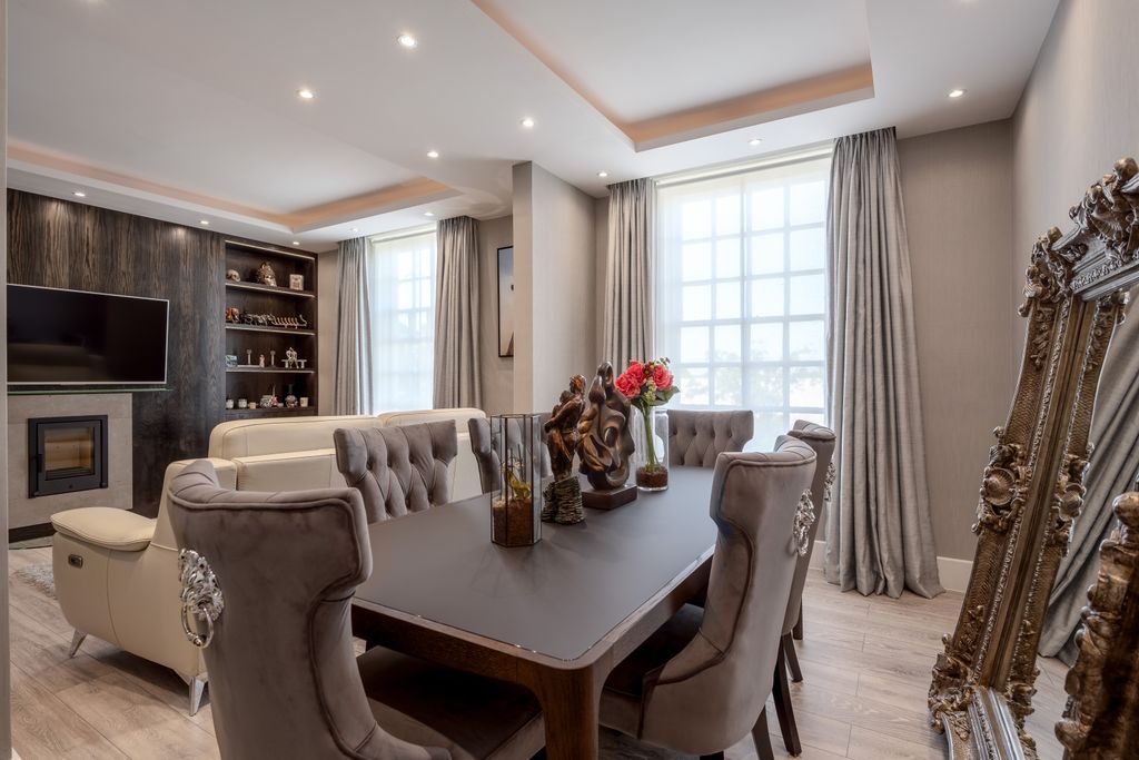 Property photo 3 of 13