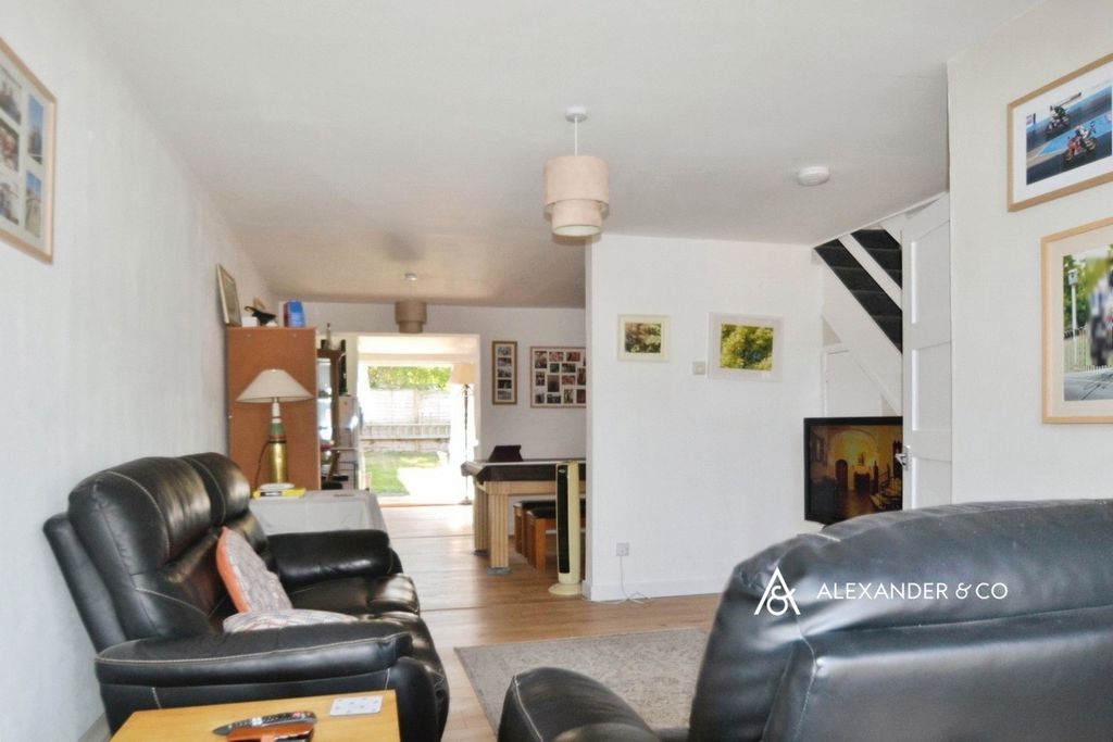 Property photo 3 of 42 Pbox-Img.Jpg