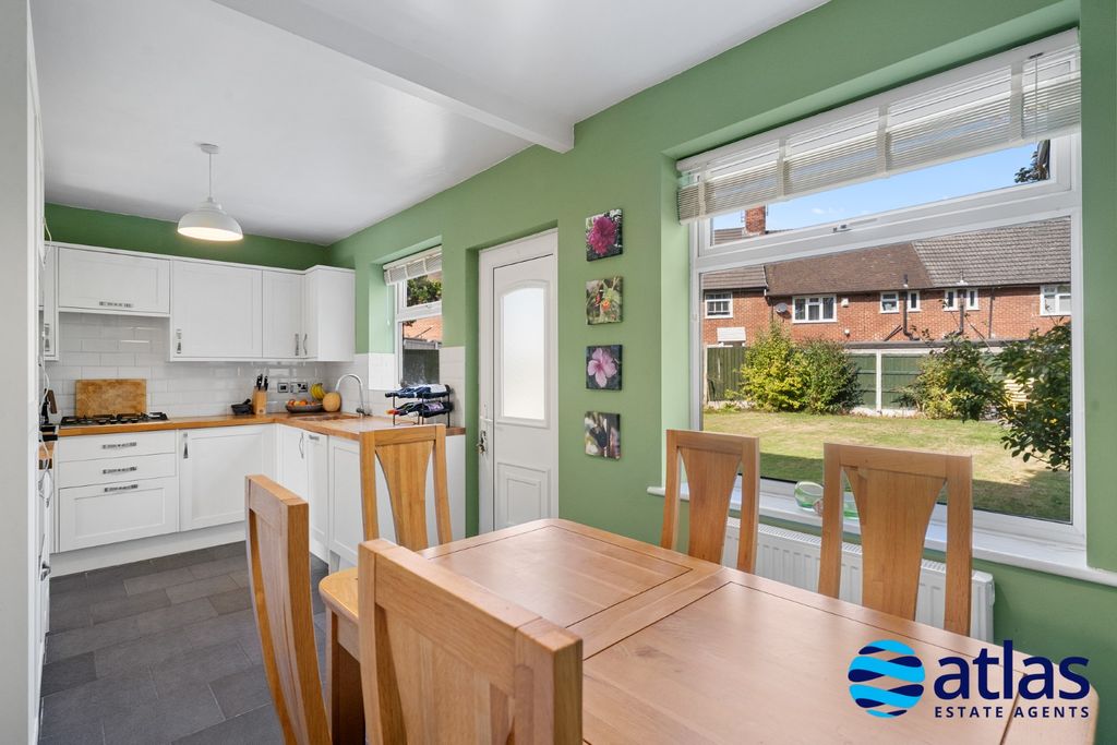 Property photo 3 of 21 Kitchen/Diner