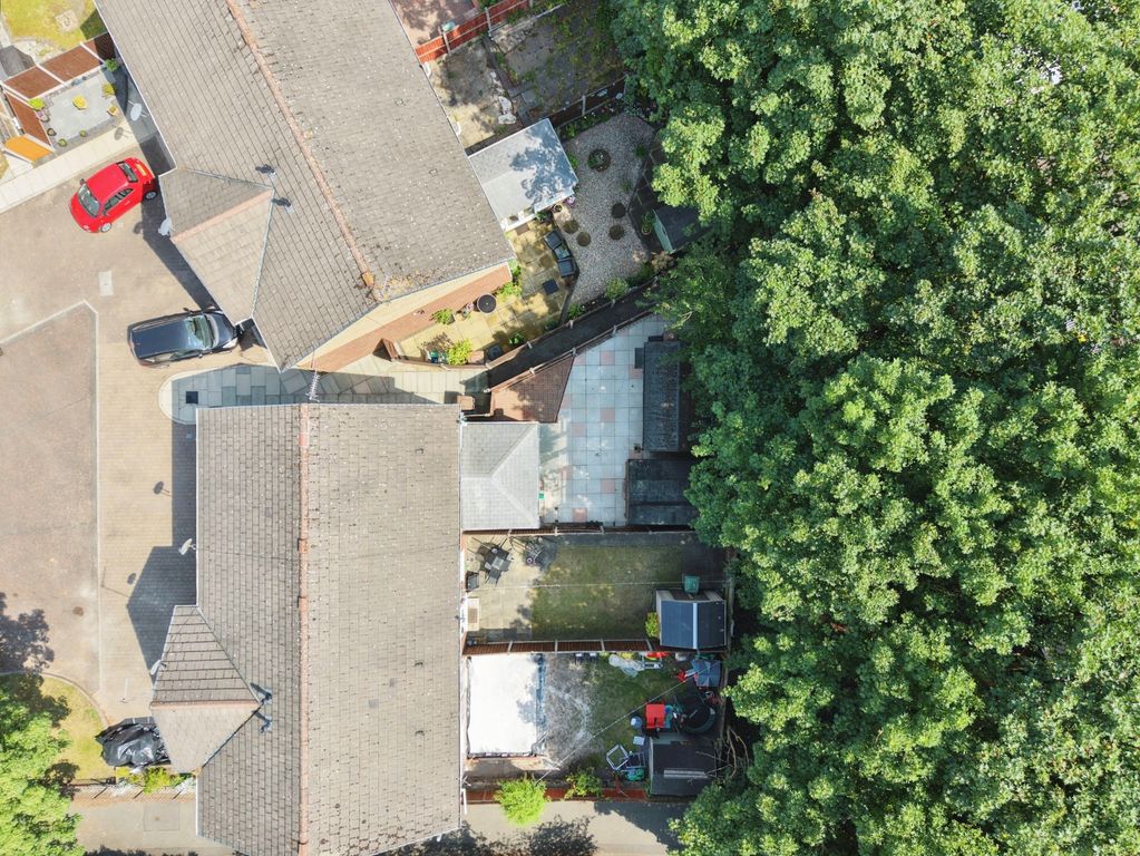 Property photo 3 of 39