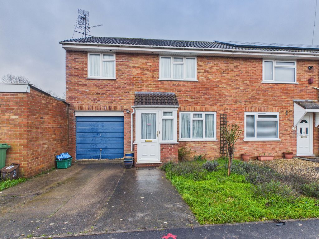 Property photo 1 of 15