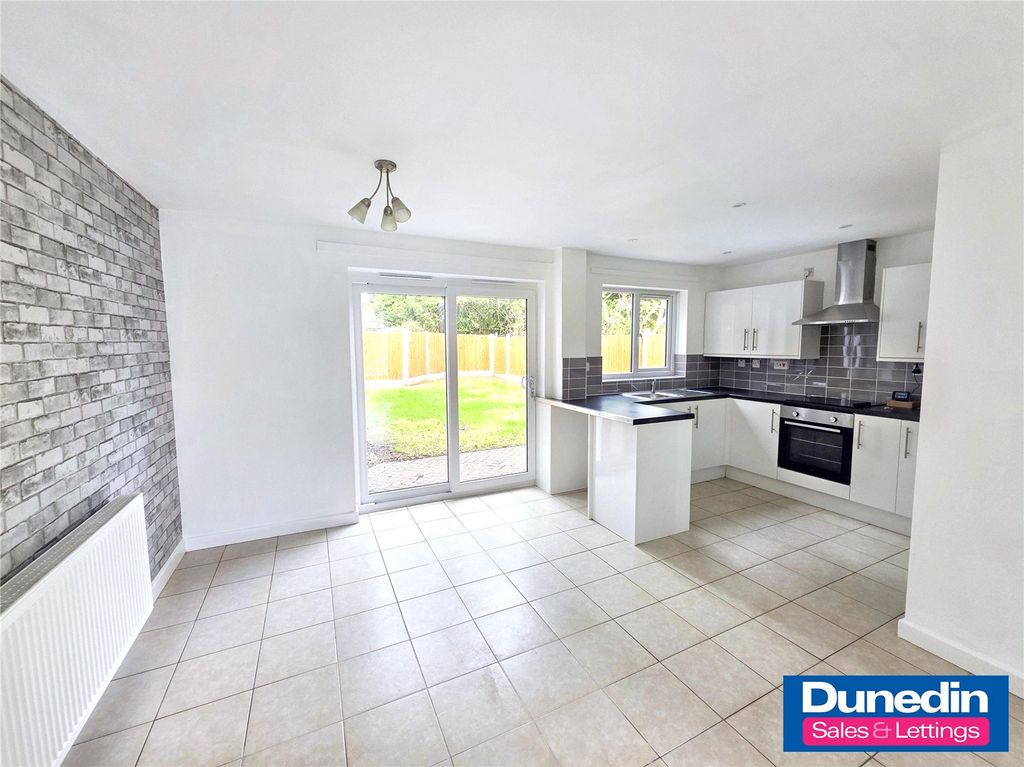 Property photo 2 of 15 Picture No. 03