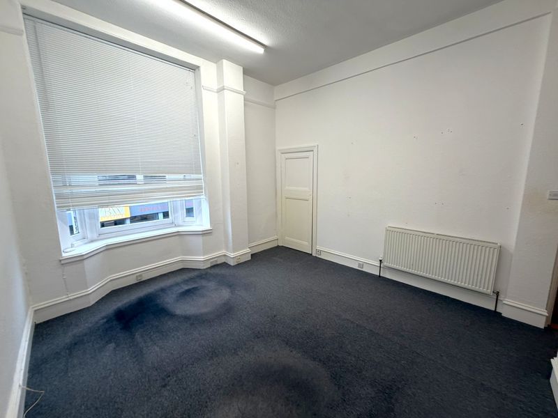 Property photo 3 of 7 Photo 5