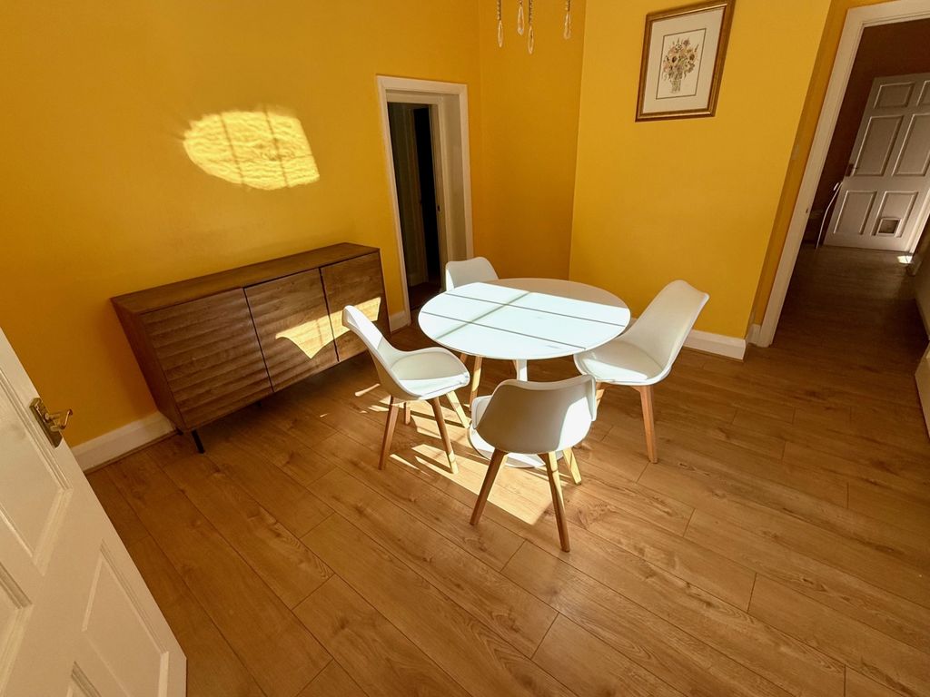 Property photo 3 of 15 Img_2001