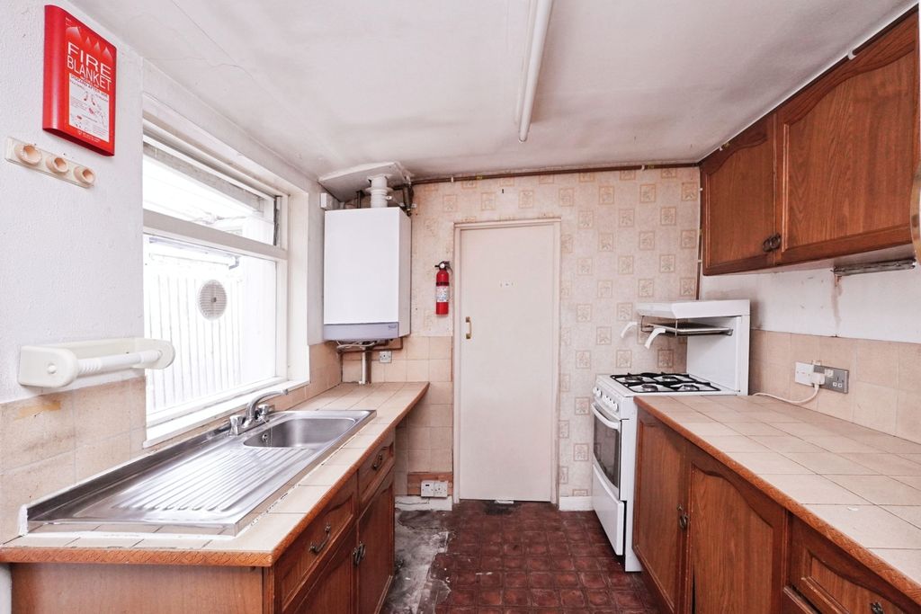 Property photo 3 of 9 Pbox-Img.Jpg