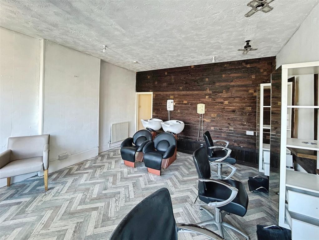 Property photo 2 of 6 B338Bdc0-Img_2004.Jpeg