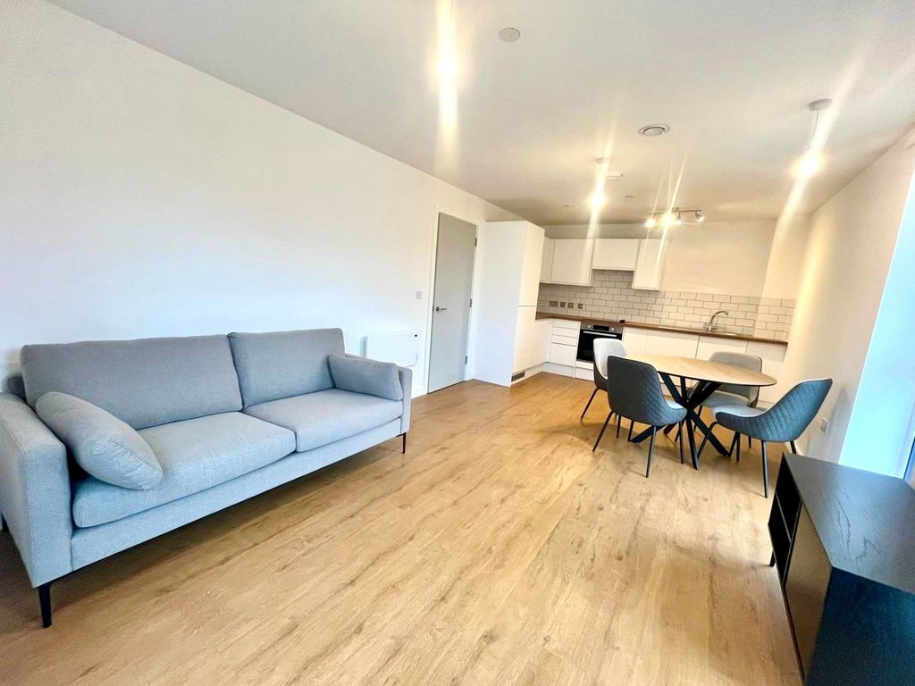 Property photo 2 of 7 Lounge