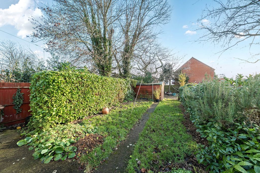 Property photo 3 of 17 Picture No. 32
