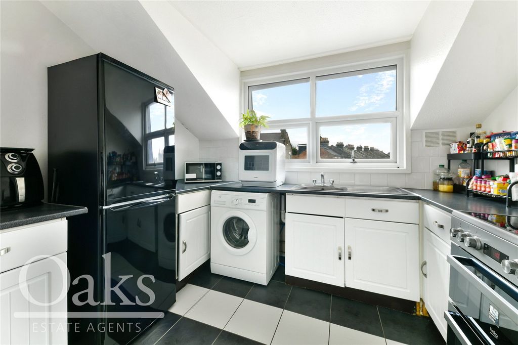 Property photo 3 of 8 Picture No. 04