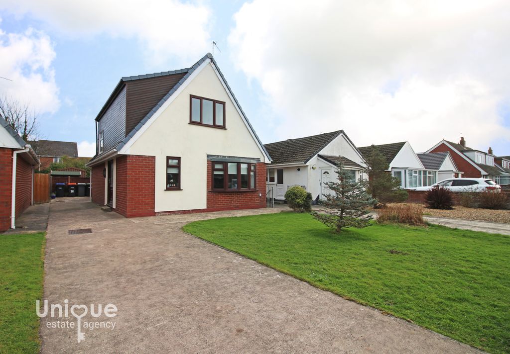 Property photo 1 of 23