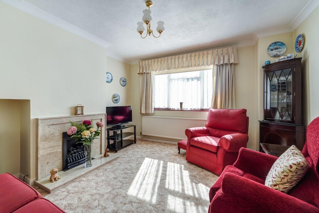 Property photo 2 of 14 Alsom Avenue  (1).Jpg