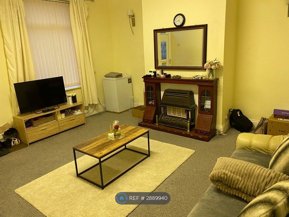 Property photo 2 of 8