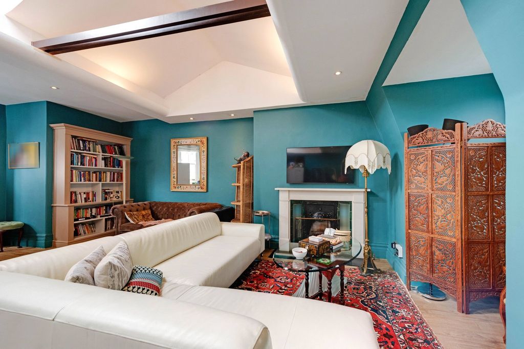 Property photo 3 of 13 Picture No. 18