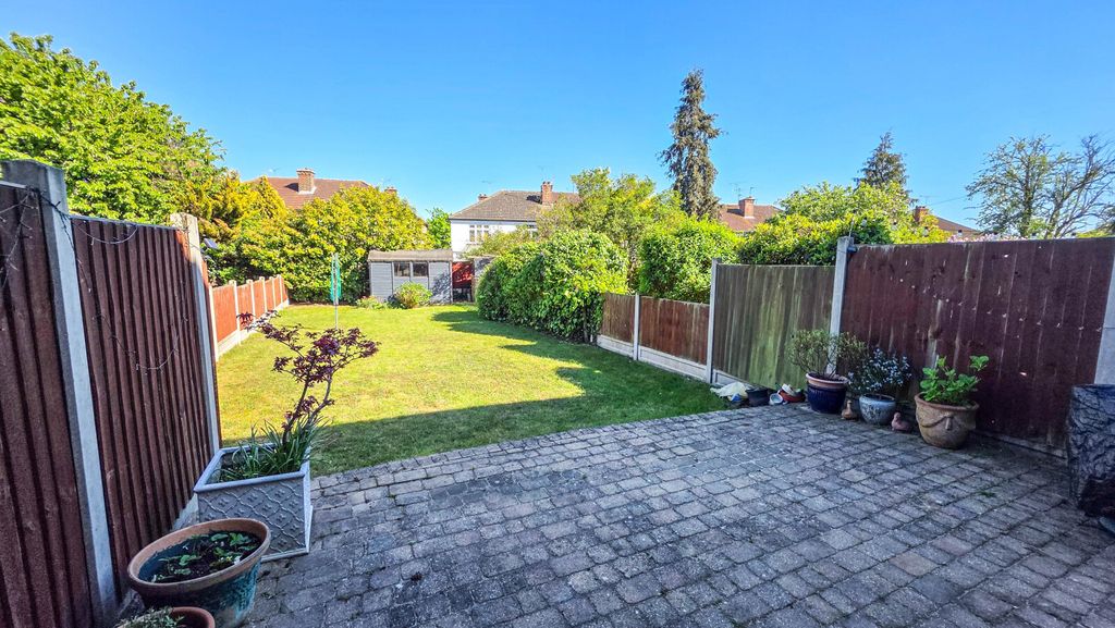 Property photo 2 of 15 Picture No. 25