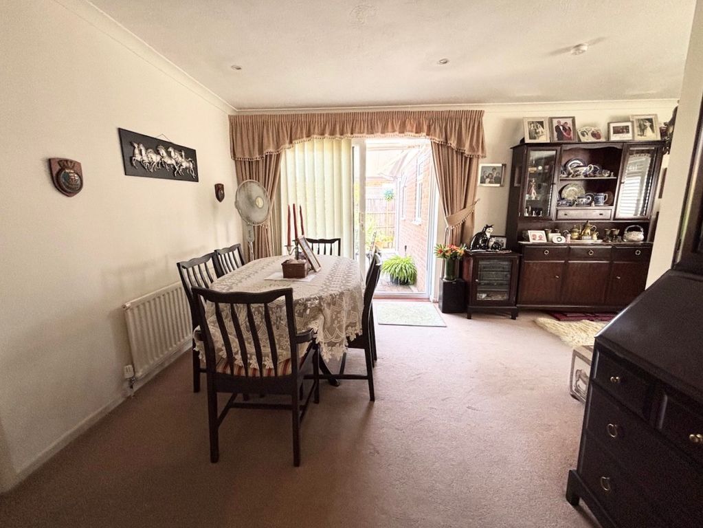 Property photo 3 of 20 Dining Room