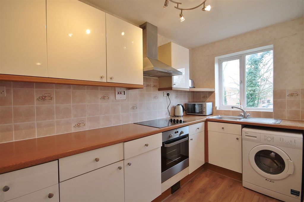 Property photo 3 of 7