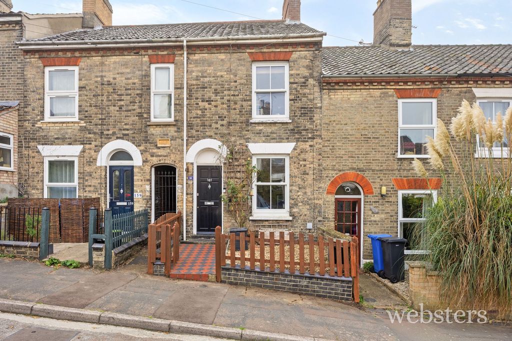 Property photo 1 of 15