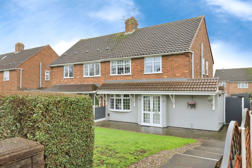 Property photo 1 of 20