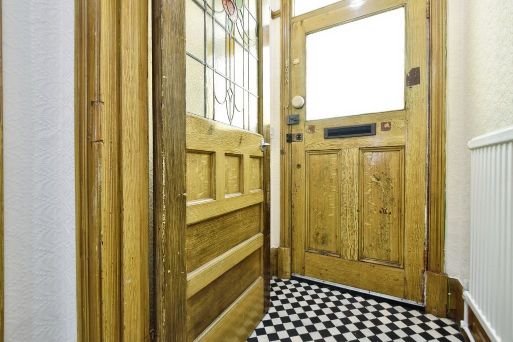 Property photo 2 of 20 Pbox-Img.Jpg