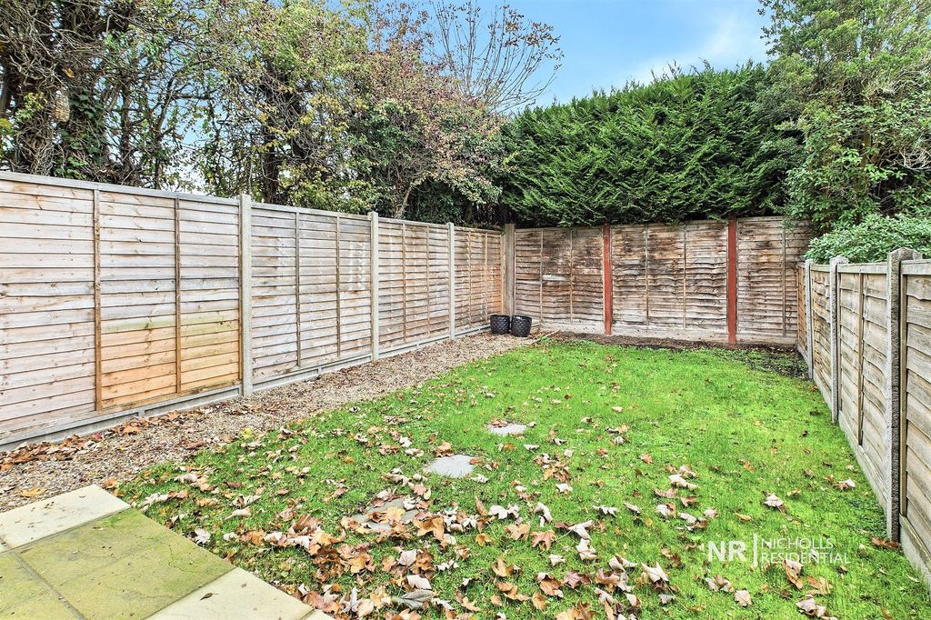 Property photo 2 of 12 Garden Extra Photo