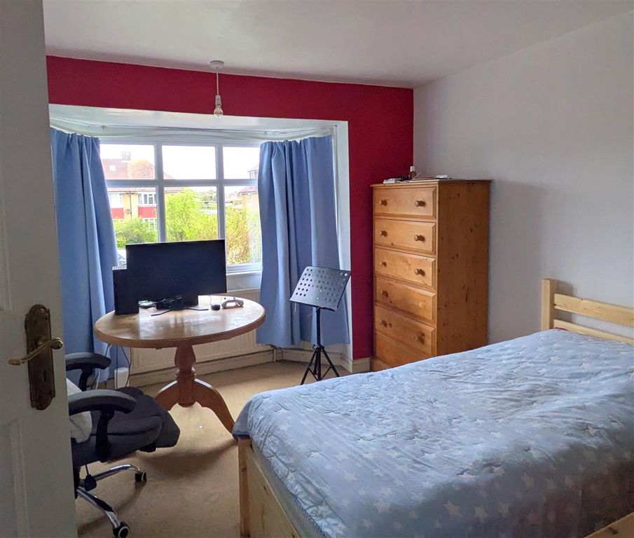 Property photo 2 of 10 Sout2.Jpg