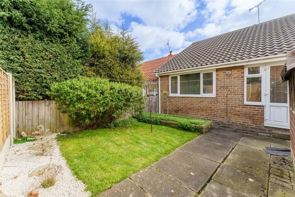 Property photo 1 of 8 Picture No. 37