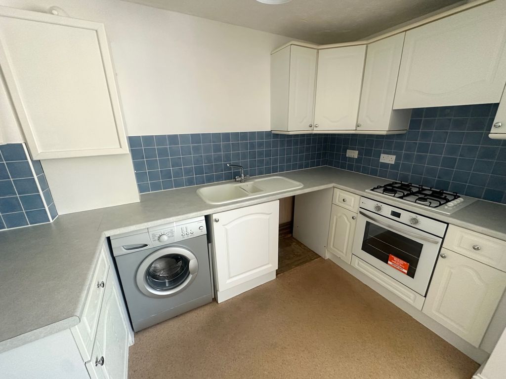 Property photo 3 of 5