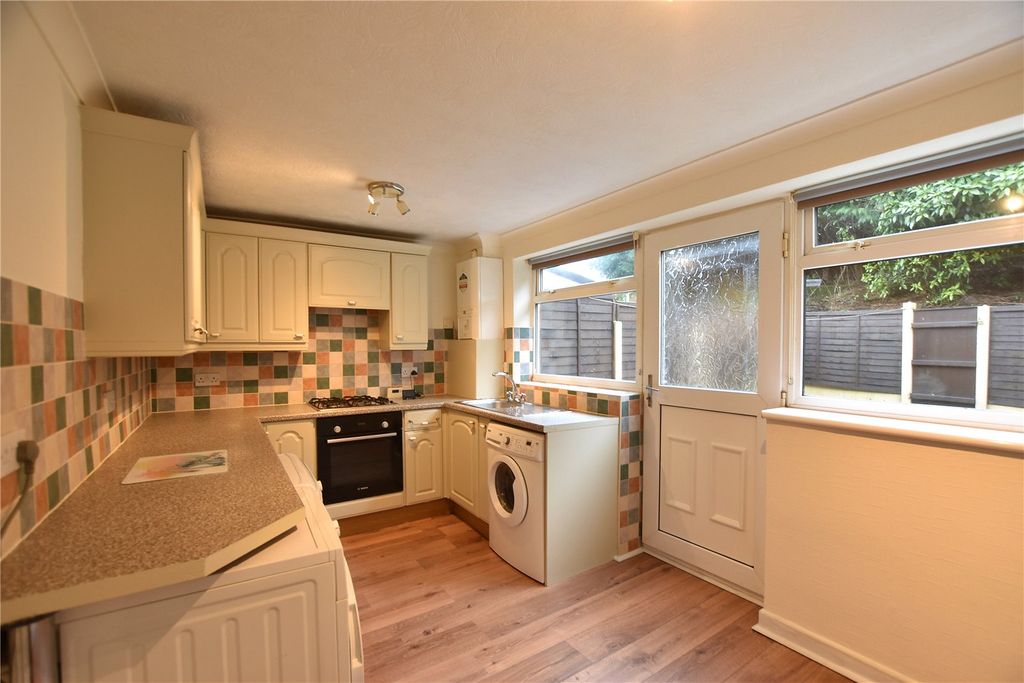Property photo 1 of 19 Kitchen