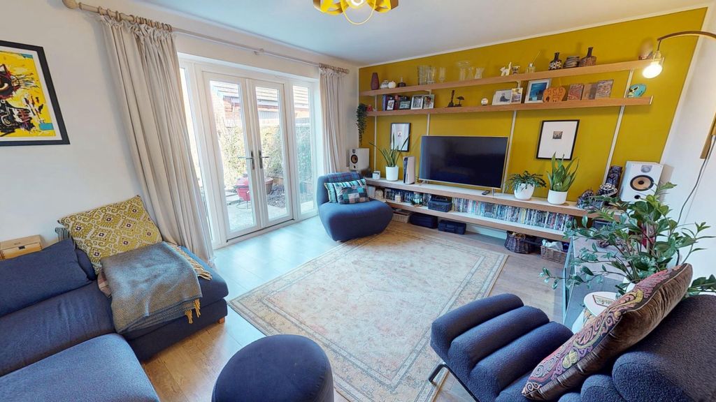 Property photo 3 of 20 Photo 19