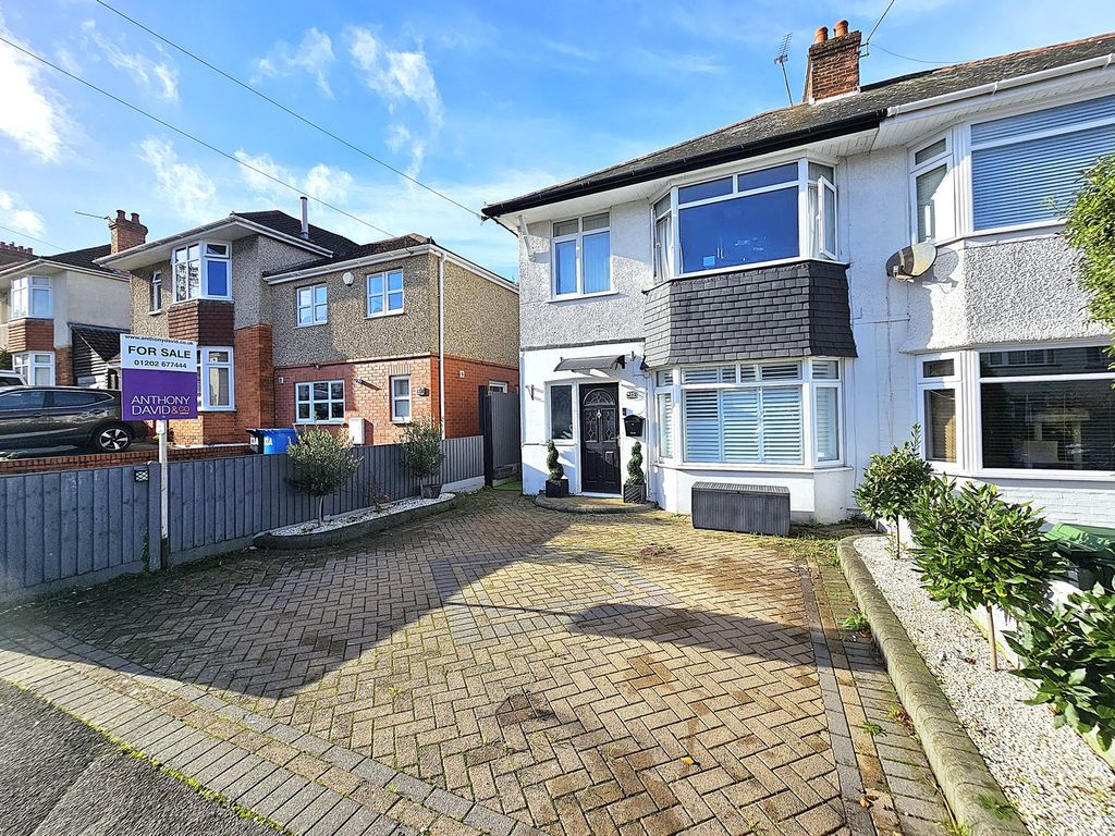 Property photo 1 of 22