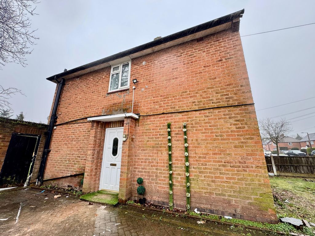 Property photo 1 of 28