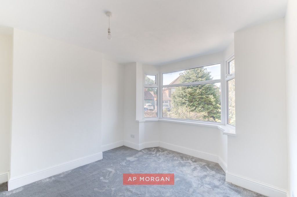 Property photo 3 of 18 Picture No. 05