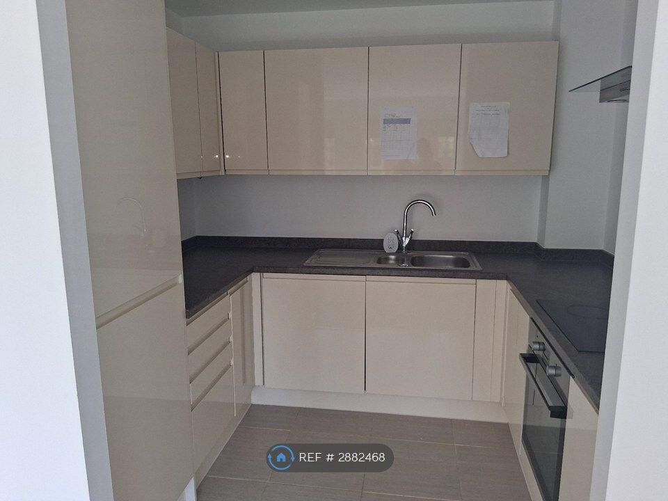 Property photo 3 of 4