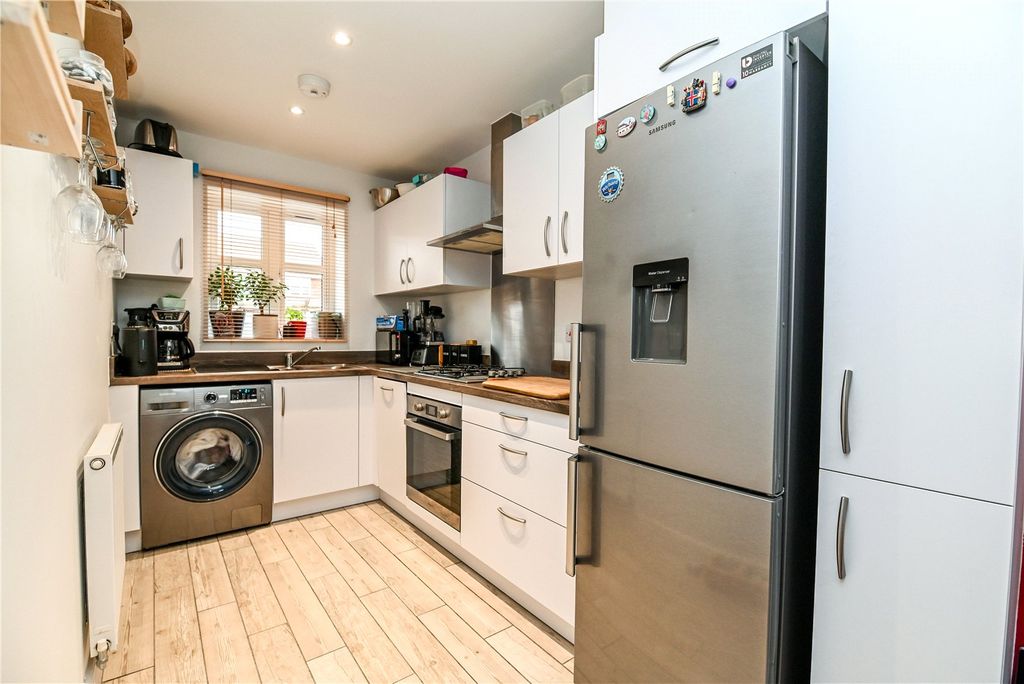 Property photo 2 of 15 Picture No. 06