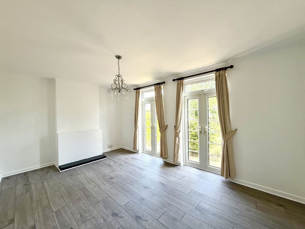 Property photo 3 of 10 Not Specified